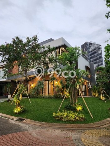 Rumah Mewah LB 350m2 Siap Huni Desain Elegan di BSD Delatinos, Tangerang Rumah Mewah LB 350m2 Siap Huni Desain Elegan di BSD Delatinos, Tangerang