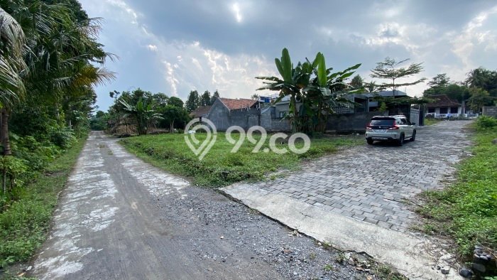 Tanah Dijual Lokasi Strategis di Yogyakarta dengan Luas 137m2 Tanah Dijual Lokasi Strategis di Yogyakarta dengan Luas 137m2