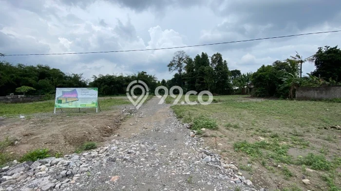 Jarang Ada! Tanah di Sleman Punya Luas 112m2 SHM Jarang Ada! Tanah di Sleman Punya Luas 112m2 SHM