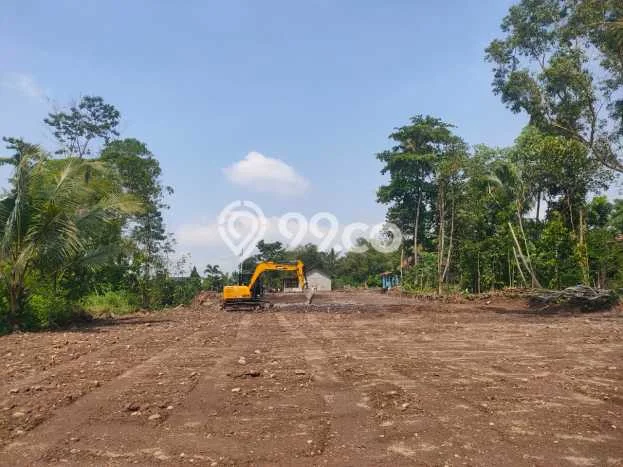 Tanah Strategis Kawasan Pakem, Luas 118m2m², Cocok untuk Perumahan Tanah Strategis Kawasan Pakem, Luas 118m2m², Cocok untuk Perumahan