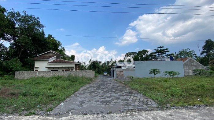 Tanah Dijual Lokasi Strategis di Yogyakarta dengan Luas 137m2 Tanah Dijual Lokasi Strategis di Yogyakarta dengan Luas 137m2