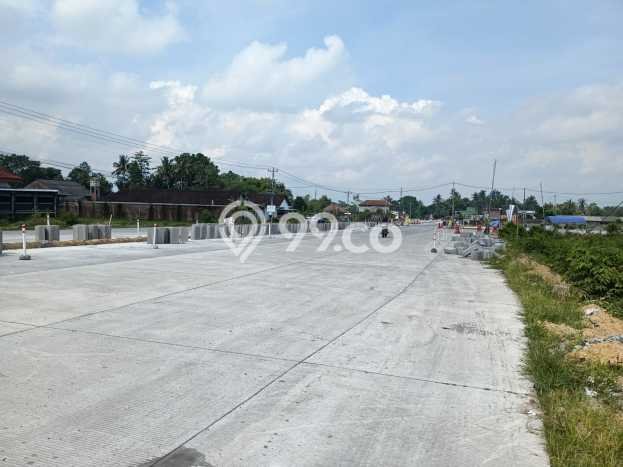 Lahan Dijual Lokasi Strategis di Yogyakarta dengan Luas 142m2 Lahan Dijual Lokasi Strategis di Yogyakarta dengan Luas 142m2