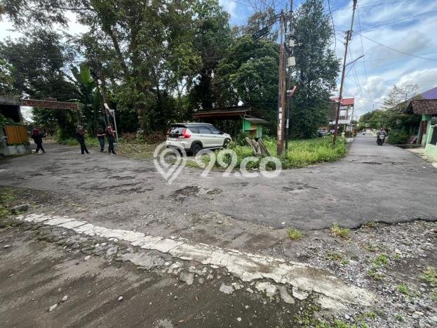 Tanah Dijual Area Strategis di Minomartani Yogyakarta 121m2 Tanah Dijual Area Strategis di Minomartani Yogyakarta 121m2