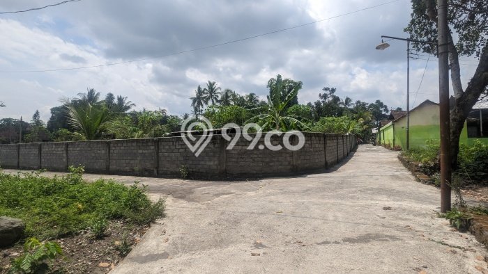 Tanah Dijual Area Strategis di Sleman Yogyakarta 137m2 Tanah Dijual Area Strategis di Sleman Yogyakarta 137m2