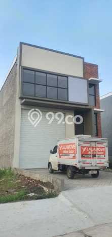 Gudang Dijual di Bandung LT 200m2 & LB 136m2 Lokasi Terbaik! Gudang Dijual di Bandung LT 200m2 & LB 136m2 Lokasi Terbaik!