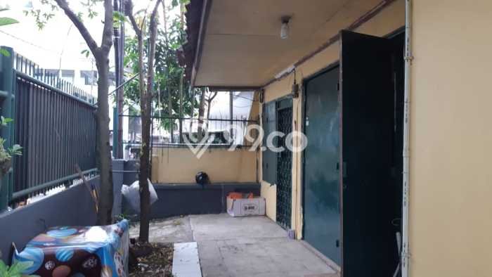 Rumah Modern Minimalis 3 KT Siap Huni di Astanaanyar Rumah Modern Minimalis 3 KT Siap Huni di Astanaanyar
