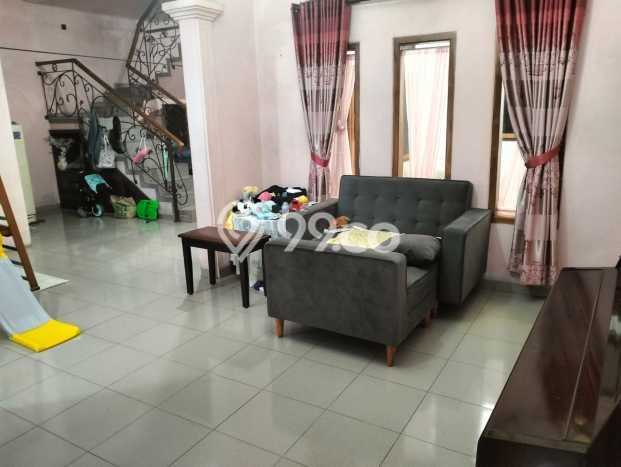 Unit Kost Dijual di Pajajaran dengan 13 Kamar Kawasan Ramai Unit Kost Dijual di Pajajaran dengan 13 Kamar Kawasan Ramai