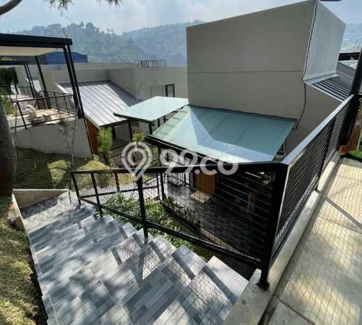 HOT DEAL! Vila di Coblong, Luas 329m2m², Area Strategis HOT DEAL! Vila di Coblong, Luas 329m2m², Area Strategis