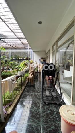 For Sale! Premium House LT 250m2 Desain Modern di Pasteur For Sale! Premium House LT 250m2 Desain Modern di Pasteur
