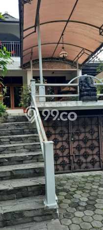 Ready to Use! Luxury House LT 841m2 Desain Elegan di Surya Sumantri Ready to Use! Luxury House LT 841m2 Desain Elegan di Surya Sumantri