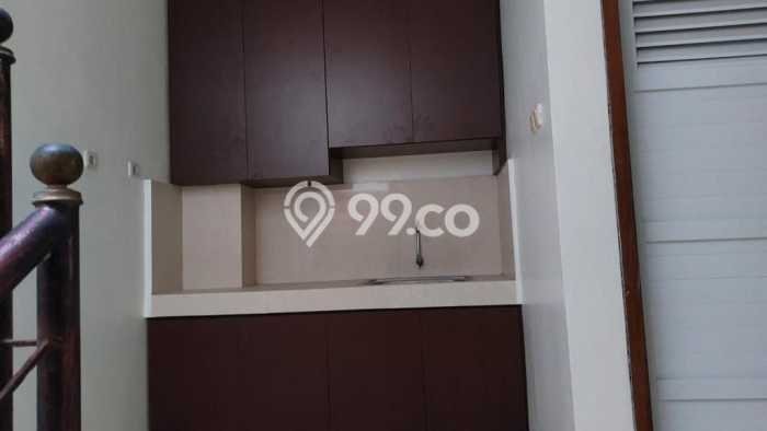 AREA TERSIBUK! Ruko Kawasan Cikutra, Luas 180m2m², Nilai Tinggi AREA TERSIBUK! Ruko Kawasan Cikutra, Luas 180m2m², Nilai Tinggi