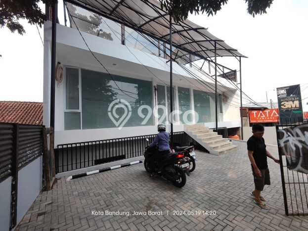 Komersial Bagus Dijual LB 460m2 Lokasi Strategis Bandung Area Cocok untuk Berbisnis Komersial Bagus Dijual LB 460m2 Lokasi Strategis Bandung Area Cocok untuk Berbisnis