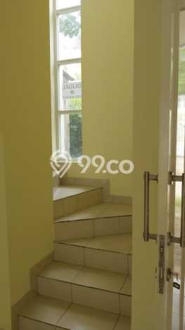 For Sale Rumah 3 Kamar Lokasi Strategis Bagus dan Strategis di Serpong For Sale Rumah 3 Kamar Lokasi Strategis Bagus dan Strategis di Serpong