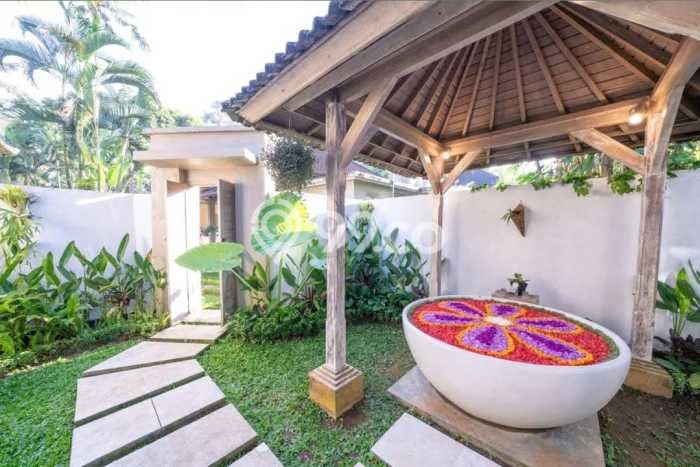 FOR SALE! Vila Kawasan Ubud, Luas 4000m2m², Dekat ke Fasilitas Umum FOR SALE! Vila Kawasan Ubud, Luas 4000m2m², Dekat ke Fasilitas Umum
