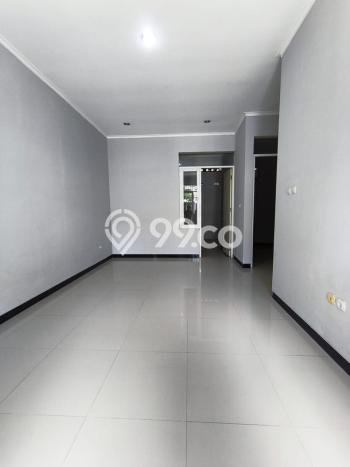 Dijual Hunian Rumah Terawat 2 KT di Taman Kopo Indah, Bandung Dijual Hunian Rumah Terawat 2 KT di Taman Kopo Indah, Bandung