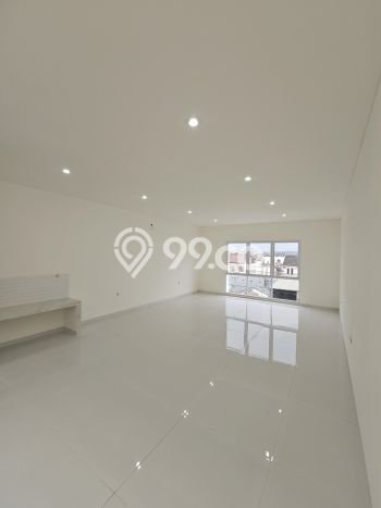 Untuk Dijual! Ruko di Taman Kopo Indah Bandung LT 90m2 / LB 267m2 Kawasan Bisnis Untuk Dijual! Ruko di Taman Kopo Indah Bandung LT 90m2 / LB 267m2 Kawasan Bisnis