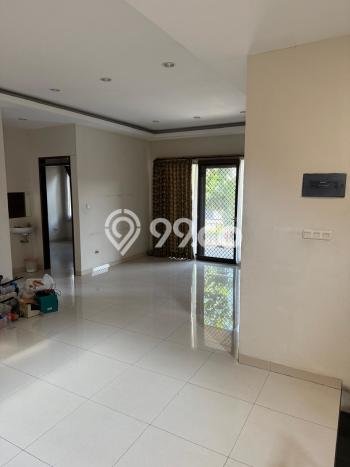 Rumah Elit Modern Tanpa Renovasi di Singgasana Bandung Rumah Elit Modern Tanpa Renovasi di Singgasana Bandung
