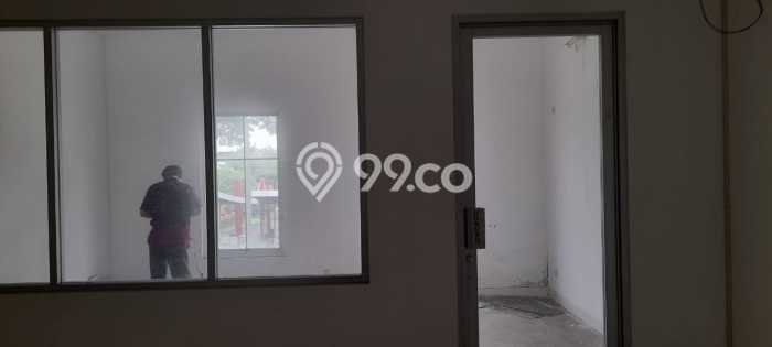 KAWASAN KOMERSIAL! Ruko Disewakan di , Luas 510m2m², Lokasi Premium KAWASAN KOMERSIAL! Ruko Disewakan di , Luas 510m2m², Lokasi Premium