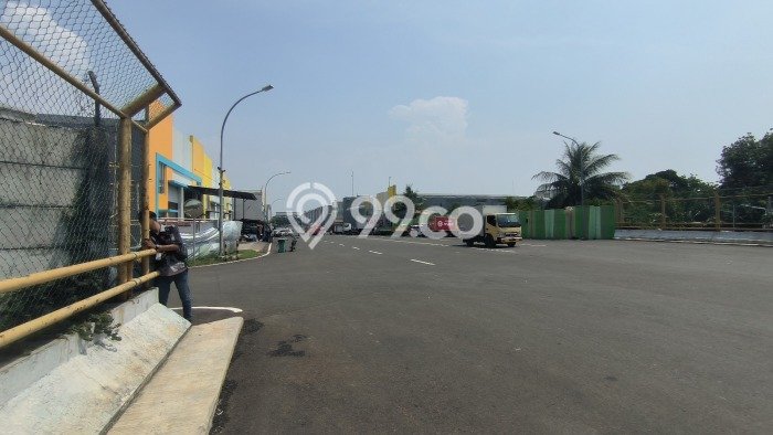 FOR RENT! Gudang di Daan Mogot Cocok untuk Bisnis 203m2 FOR RENT! Gudang di Daan Mogot Cocok untuk Bisnis 203m2