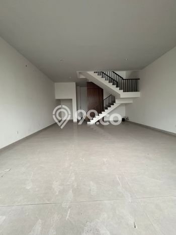 Unit Ruko Dijual di BSD Tangerang Selatan 360m2 Unit Ruko Dijual di BSD Tangerang Selatan 360m2