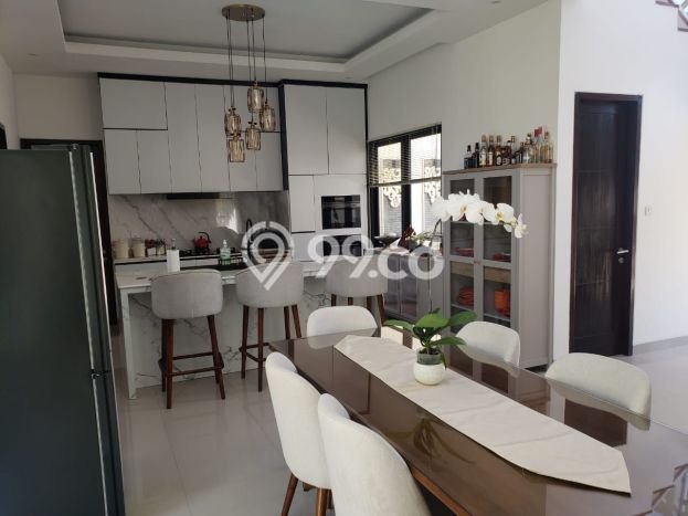 Vila Premium Kawasan , Area 285m2m², Akses Badung, Badung Vila Premium Kawasan , Area 285m2m², Akses Badung, Badung