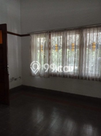 Ready to Use! Premium House LT 620m2 Desain Modern di Sayap Dago Ready to Use! Premium House LT 620m2 Desain Modern di Sayap Dago