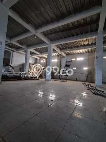 Gudang Area Perdagangan Kawasan Soreang, Luas 400m², Siap Operasi Gudang Area Perdagangan Kawasan Soreang, Luas 400m², Siap Operasi