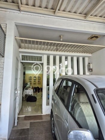 Rumah Mewah LB 300m2 Siap Pakai Desain Elegan di Mekar Wangi, Bandung Rumah Mewah LB 300m2 Siap Pakai Desain Elegan di Mekar Wangi, Bandung