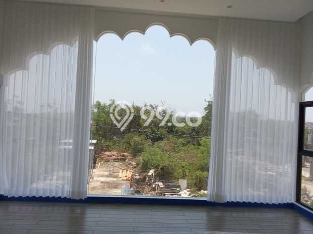PELUANG INVESTASI! Vila Kawasan , Area 300m2m², ROI Tinggi PELUANG INVESTASI! Vila Kawasan , Area 300m2m², ROI Tinggi