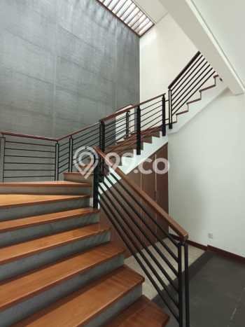 Jual Rumah Mewah Elegan Dengan View Cantik di Setra Duta, Bandung Jual Rumah Mewah Elegan Dengan View Cantik di Setra Duta, Bandung