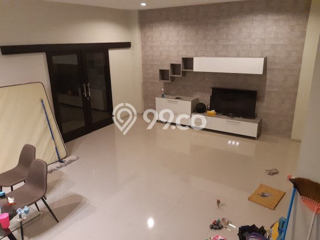 For Sale! Premium House LT 200m2 Desain Elegan di Mekar Wangi For Sale! Premium House LT 200m2 Desain Elegan di Mekar Wangi