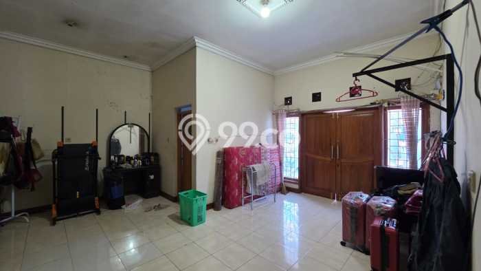 PROMO SPESIAL! Rumah Untuk Investasi area Cileunyi, LT 261m2m² Bangunan 300m2m² PROMO SPESIAL! Rumah Untuk Investasi area Cileunyi, LT 261m2m² Bangunan 300m2m²