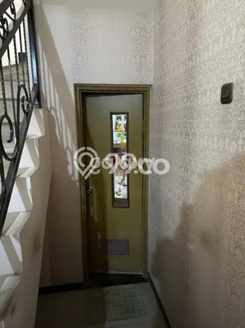 Dijual Rumah 4 Kamar Lokasi Strategis Nyaman dan Strategis di Wiyung Dijual Rumah 4 Kamar Lokasi Strategis Nyaman dan Strategis di Wiyung
