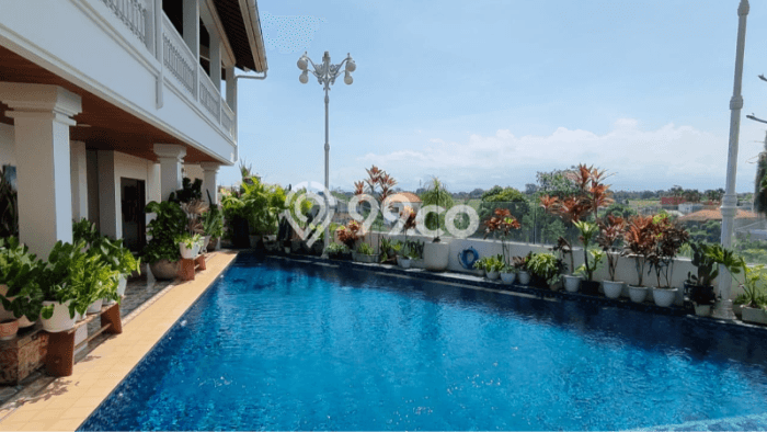 FOR SALE! Vila Kawasan Denpasar Selatan, Area 640m2m², Lokasi Premium FOR SALE! Vila Kawasan Denpasar Selatan, Area 640m2m², Lokasi Premium