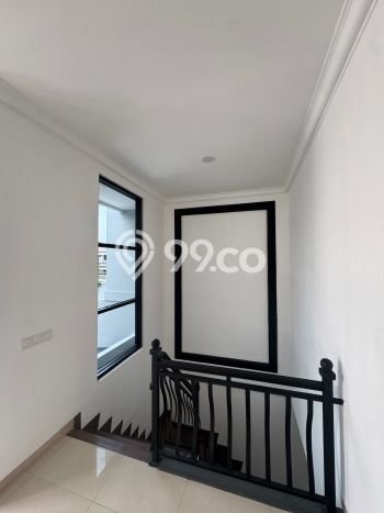 Rumah Modern 4 KT LT 132m2 di Villa Melati Mas Rumah Modern 4 KT LT 132m2 di Villa Melati Mas