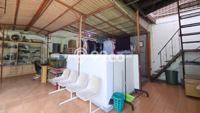 Dijual Rumah Luas Elegan Dengan View Cantik di Kramat, Jakarta Pusat Dijual Rumah Luas Elegan Dengan View Cantik di Kramat, Jakarta Pusat