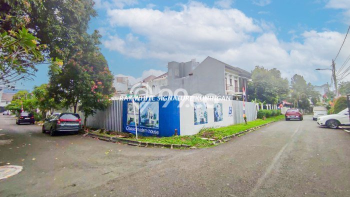 Rumah Luxury Modern Siap Huni di Pondok Indah Jakarta Selatan Rumah Luxury Modern Siap Huni di Pondok Indah Jakarta Selatan