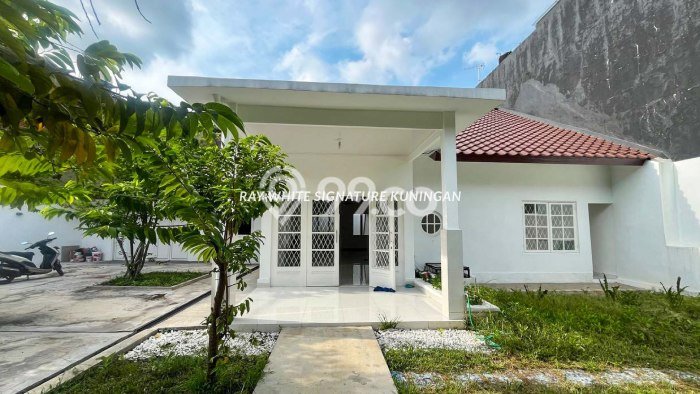 Sewa Rumah Mewah di Kebayoran Baru Jakarta Selatan Harga Rp 5,4 Miliar/ Tahun Sewa Rumah Mewah di Kebayoran Baru Jakarta Selatan Harga Rp 5,4 Miliar/ Tahun