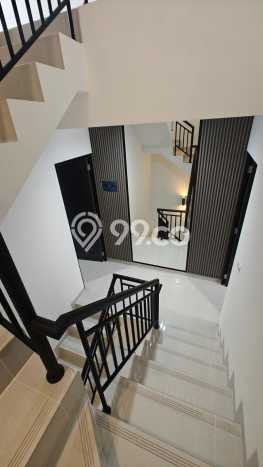 Rumah Elit Modern Siap Huni di Duri Kepa Jakarta Barat Rumah Elit Modern Siap Huni di Duri Kepa Jakarta Barat