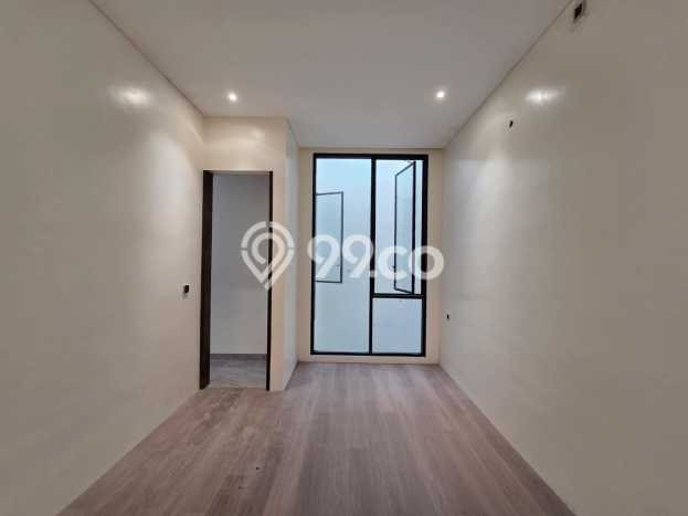 Jual Rumah Mewah Megah Dengan View Cantik di Permata Buana, Jakarta Barat Jual Rumah Mewah Megah Dengan View Cantik di Permata Buana, Jakarta Barat