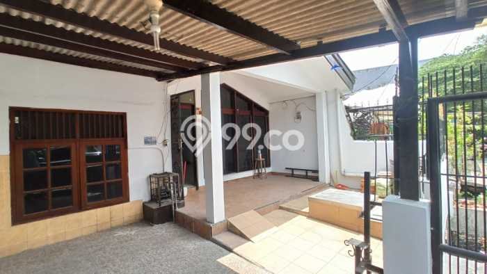 Jual Rumah Eksklusif 2 KT di Daan Mogot, Jakarta Barat Jual Rumah Eksklusif 2 KT di Daan Mogot, Jakarta Barat