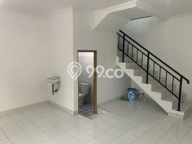 Untuk Dijual! Gudang di Daan Mogot Tangerang LT 375m2 / LB 240m2 Kawasan Strategis Untuk Dijual! Gudang di Daan Mogot Tangerang LT 375m2 / LB 240m2 Kawasan Strategis