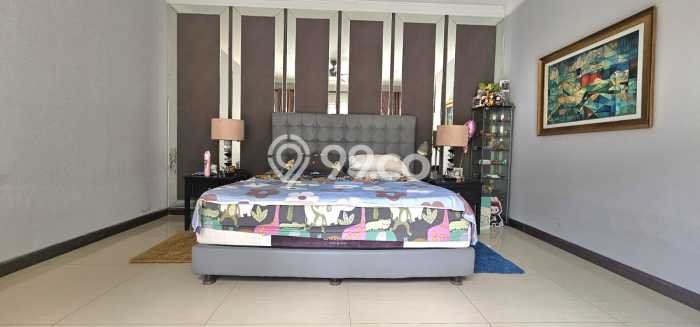 Jual Rumah Luas Megah Dengan View Eksklusif di Alam Sutera, Tangerang Jual Rumah Luas Megah Dengan View Eksklusif di Alam Sutera, Tangerang