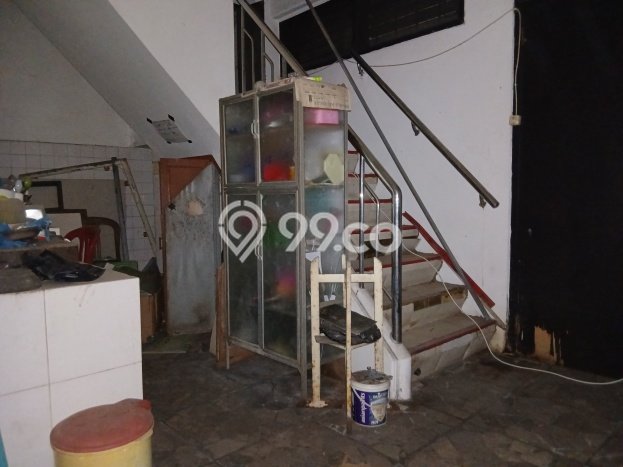 Dijual Cepat Rumah Favorit Siap Huni LB 200m2 di Semarang Timur, Semarang Dijual Cepat Rumah Favorit Siap Huni LB 200m2 di Semarang Timur, Semarang