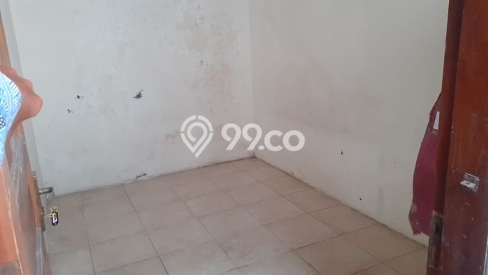 Lokasi terbaik! Rumah siap huni disewakan di Ngaliyan LB 300m2 Lokasi terbaik! Rumah siap huni disewakan di Ngaliyan LB 300m2