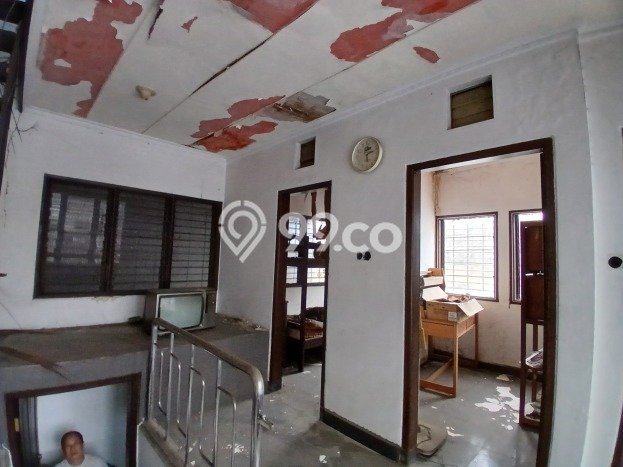 Dijual Cepat Rumah Favorit Siap Huni LB 200m2 di Semarang Timur, Semarang Dijual Cepat Rumah Favorit Siap Huni LB 200m2 di Semarang Timur, Semarang