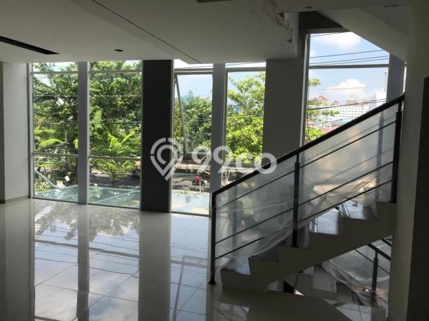 Unit Kantor Paling Strategis di Semarang Tengah Semarang dengan LB 986m2 Unit Kantor Paling Strategis di Semarang Tengah Semarang dengan LB 986m2