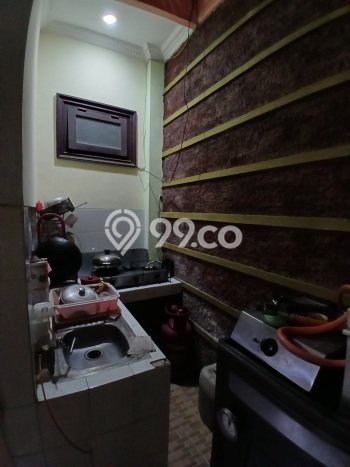 Dijual Rumah 4 Kamar Lokasi Ideal Bagus dan Strategis di Semarang Timur Dijual Rumah 4 Kamar Lokasi Ideal Bagus dan Strategis di Semarang Timur