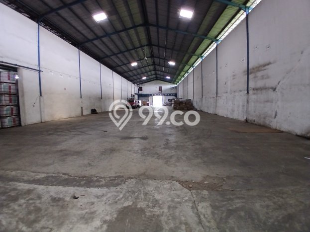 Unit Gudang disewakan di Ngaliyan Semarang dengan LT 1200m2 / LB 1100m2 Unit Gudang disewakan di Ngaliyan Semarang dengan LT 1200m2 / LB 1100m2