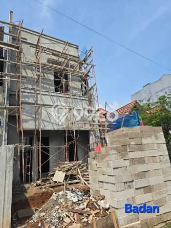 Jual Rumah Mewah Megah Dengan View Eksklusif di Citra Garden, Jakarta Barat Jual Rumah Mewah Megah Dengan View Eksklusif di Citra Garden, Jakarta Barat
